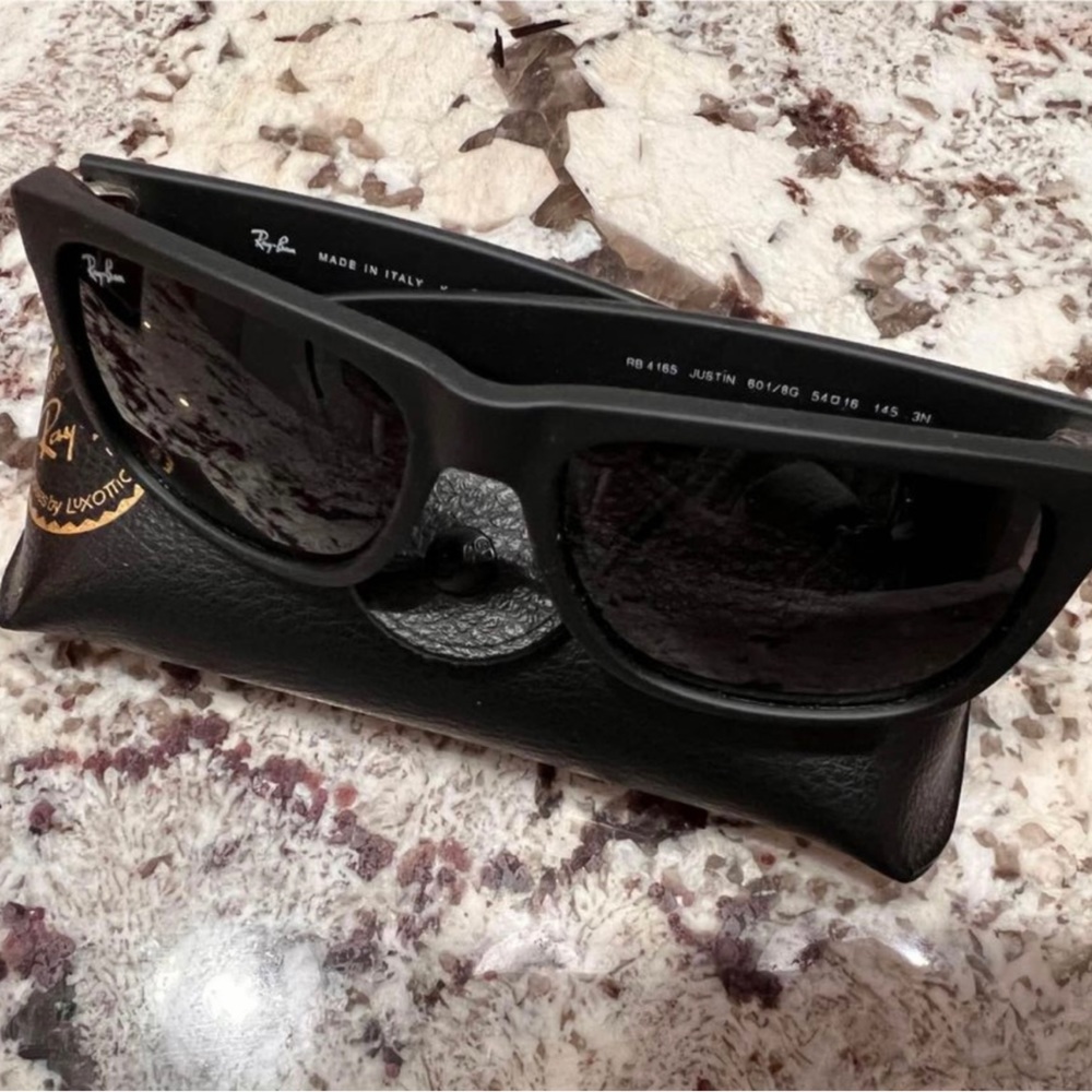 RayBan Justin